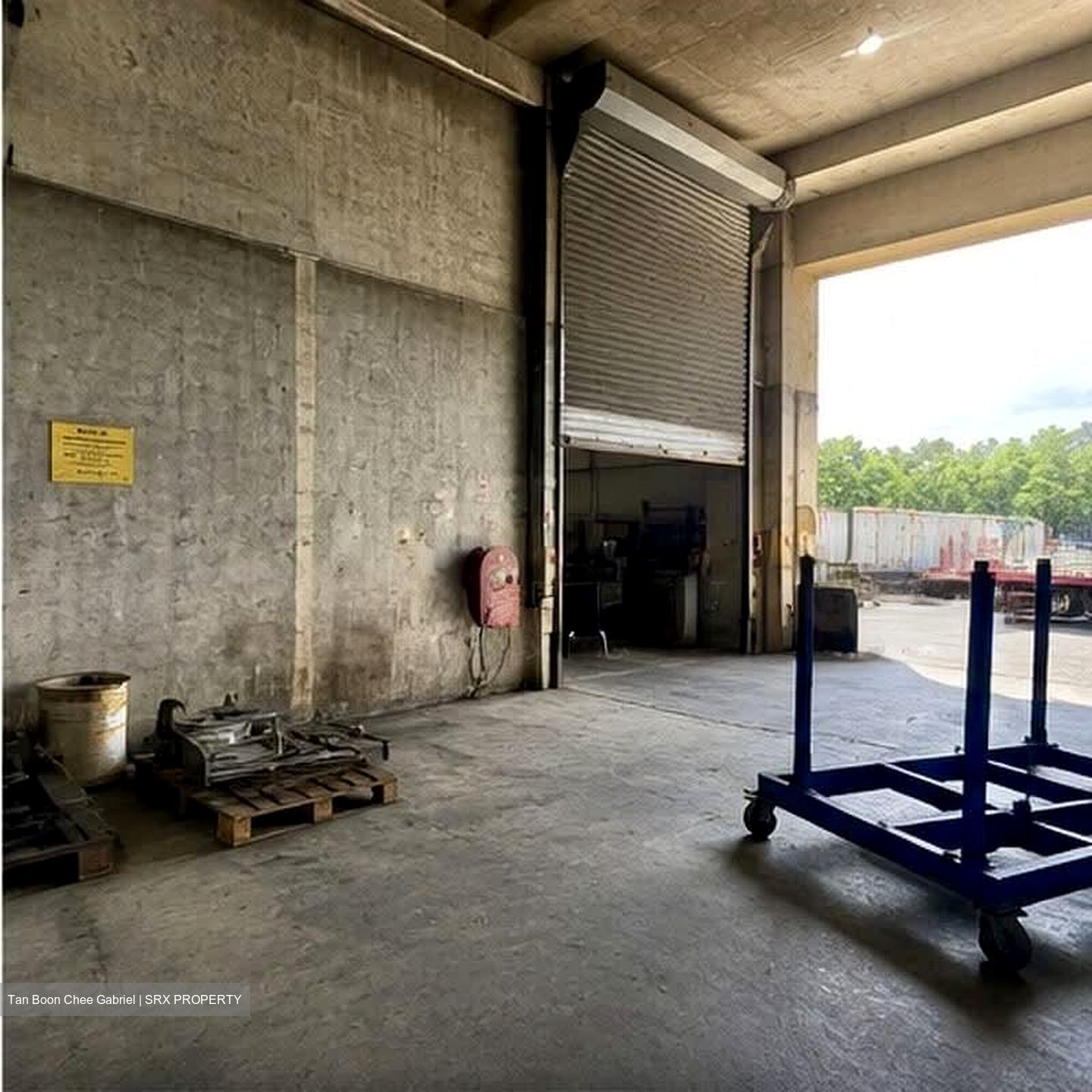 Jurong Port Food Centre (D22), Factory #591881521